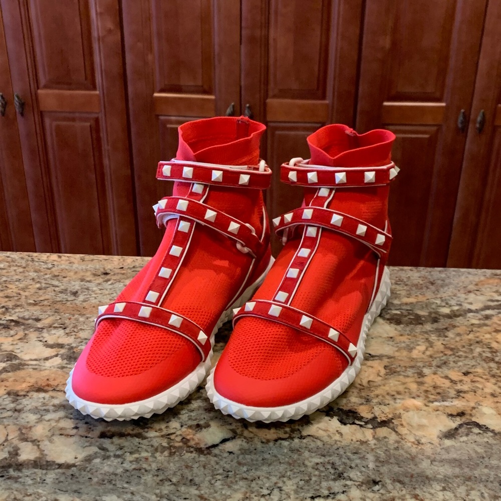 Stylish ankle boots sneaker